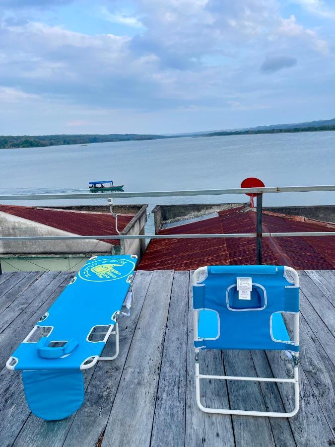 Hostal Inn 2 Флорес Екстериор снимка